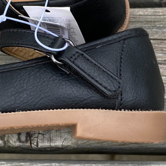 Old Navy Faux-Leather Uniform Mary-Janes for Toddler Girls - Picture 6 of 13